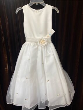 Ivory Flower-Accented Girls' Formal Dress